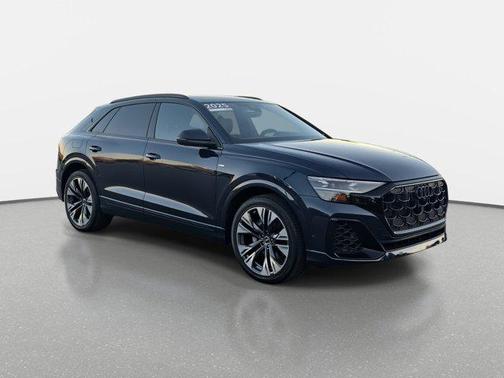 2025 Audi Q8 55 Prestige