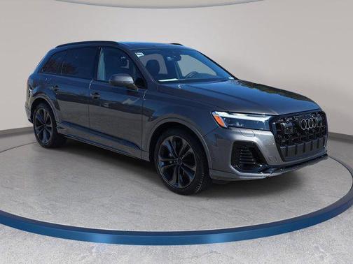 Samurai Gray Metallic 2026 Audi Q7 55 Premium Plus