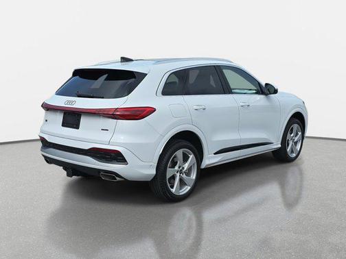 2025 Audi Q5 Premium Plus