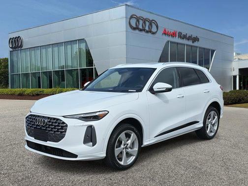 2025 Audi Q5 Premium Plus