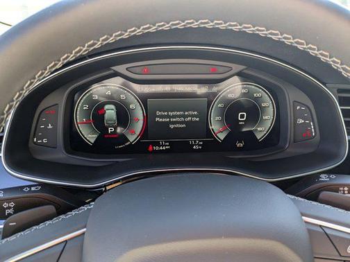 2025 Audi Q7 45 Premium