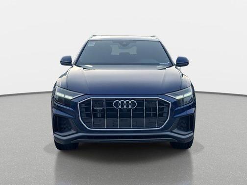 2022 Audi Q8 55 Premium Plus