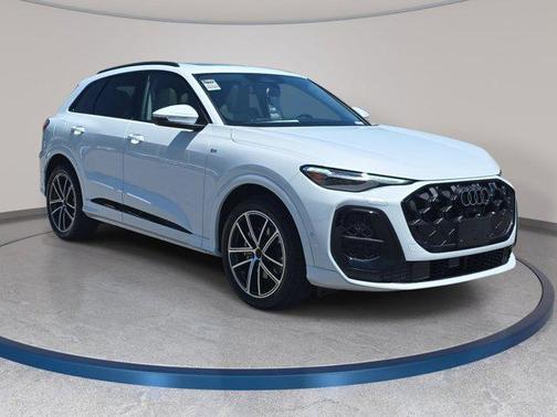 Glacier White Metallic 2026 Audi Q5 Prestige TFSI quattro S tronic