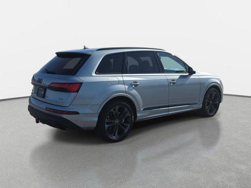 2025 Audi Q7 55 Prestige