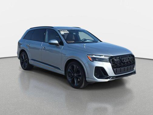 2025 Audi Q7 55 Prestige