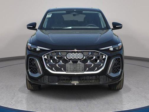 Mythos Black Metallic 2026 Audi Q5 Sportback Premium Plus TFSI quattro S tronic