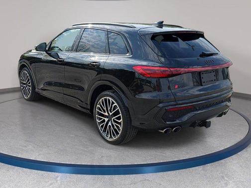 Mythos Black Metallic 2026 Audi SQ5 3.0T Premium Plus