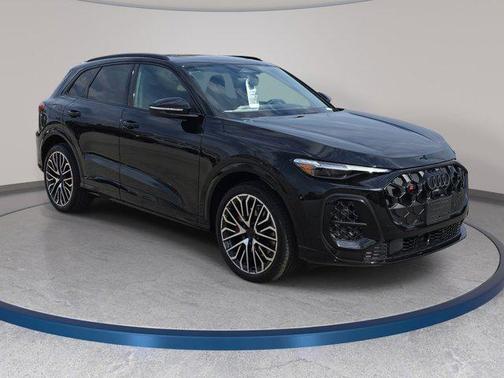 Mythos Black Metallic 2026 Audi SQ5 3.0T Premium Plus