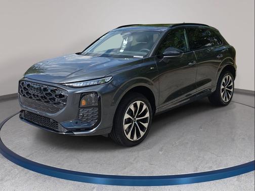 Daytona Gray 2026 Audi Q3 TFSI quattro S tronic