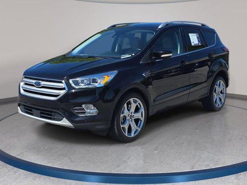AGATE BLACK 2019 Ford Escape Titanium