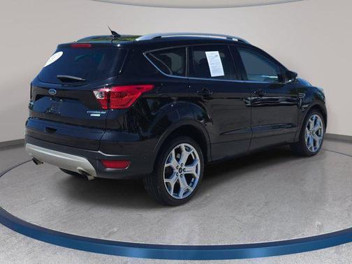 AGATE BLACK 2019 Ford Escape Titanium