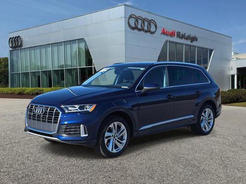 2023 Audi Q7 45 Premium