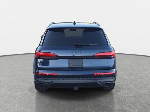 2026 Audi Q7 45 Premium Plus