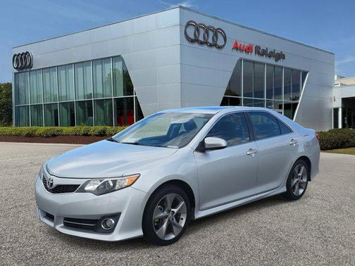 2014 Toyota Camry SE Sport