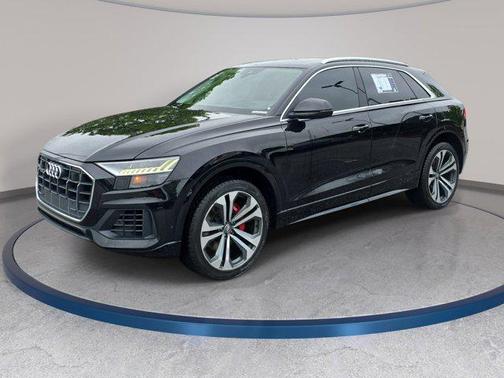 Orca Black Metallic 2019 Audi Q8 3.0T Premium