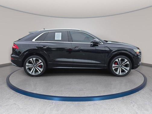 Orca Black Metallic 2019 Audi Q8 3.0T Premium