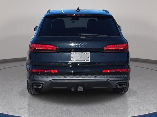 Mythos Black Metallic 2026 Audi Q7 55 Premium Plus