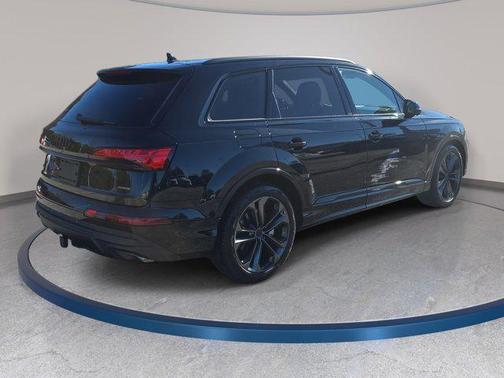Mythos Black Metallic 2026 Audi Q7 55 Premium Plus