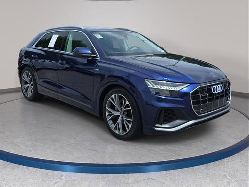 Waitomo Blue Metallic 2023 Audi Q8 55 Prestige