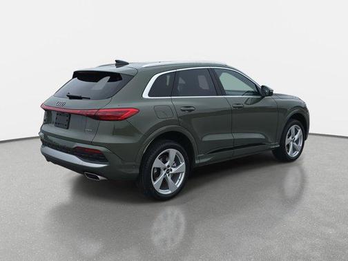 2025 Audi Q5 Premium Plus TFSI quattro S tronic