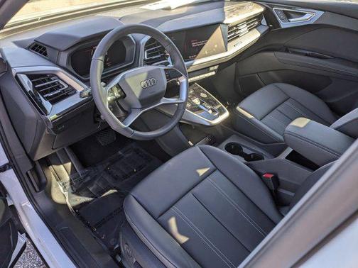 2025 Audi Q4 e-tron Premium 45 quattro