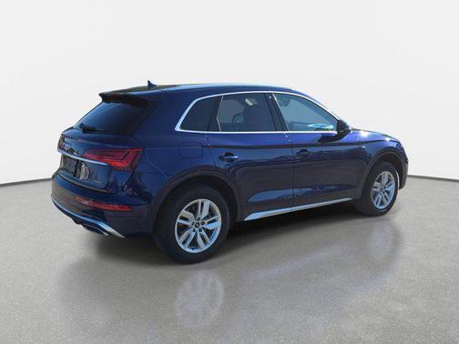 2023 Audi Q5 45 S line Premium