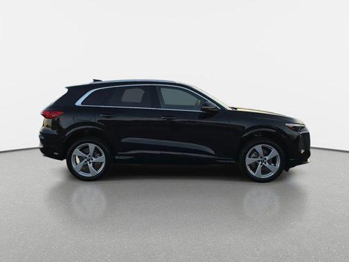 2025 Audi Q5 Prestige TFSI quattro S tronic