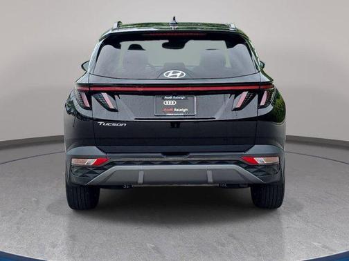 Black Pearl 2024 Hyundai TUCSON Limited