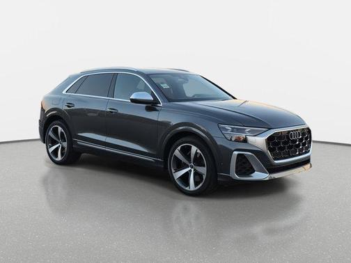 Daytona Gray Pearl Effect 2024 Audi SQ8 4.0T Prestige