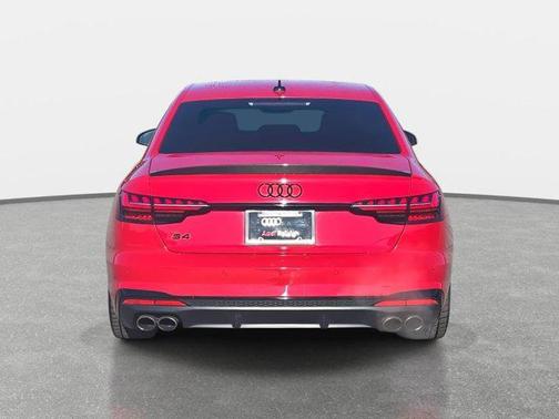 2022 Audi S4 Premium Plus TFSI quattro Tiptronic