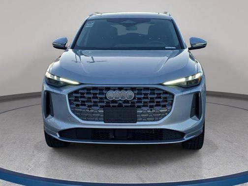 Florett Silver Metallic 2025 Audi Q5 Premium Plus TFSI quattro S tronic