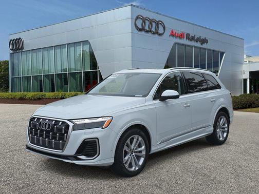 2025 Audi Q7 55 Prestige