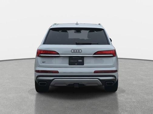 2025 Audi Q7 55 Prestige