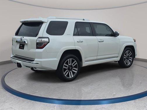 Blizzard Pearl 2016 Toyota 4Runner Limited