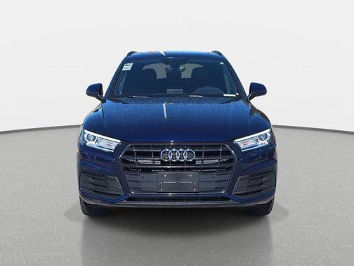 2020 Audi Q5 45 Titanium Premium