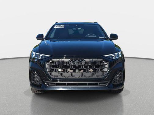 2025 Audi Q8 55 Prestige