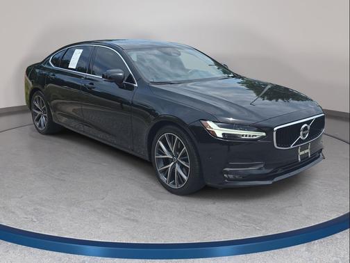 Onyx Black Metallic 2018 Volvo S90 T6 Momentum