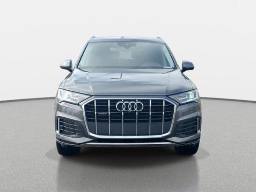 2020 Audi Q7 45 Premium Plus