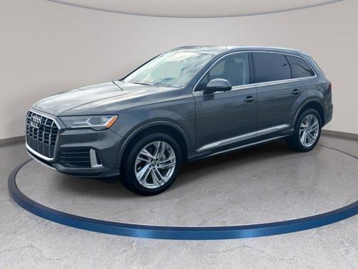 2020 Audi Q7 45 Premium Plus