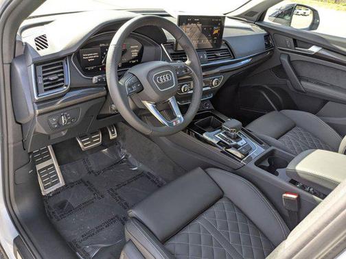 2025 Audi SQ5 3.0T Premium Plus