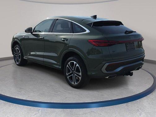 2026 Audi Q5 Sportback Premium TFSI quattro S tronic