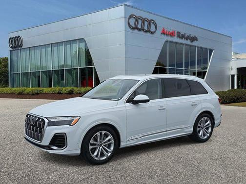 2025 Audi Q7 55 Prestige