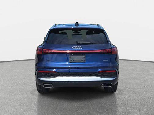 2025 Audi Q5 Premium