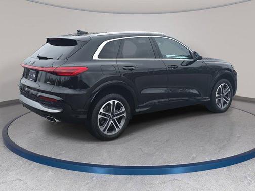 2025 Audi Q5 Premium TFSI quattro S tronic