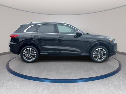 2025 Audi Q5 Premium TFSI quattro S tronic