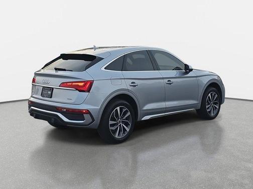 2022 Audi Q5 45 S line Premium