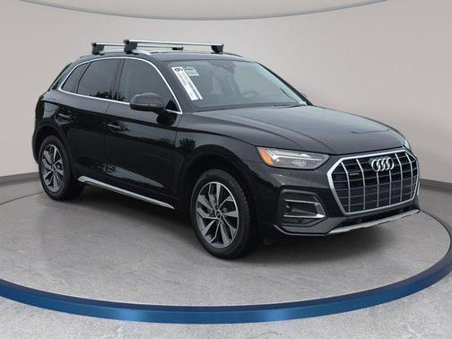 Mythos Black Metallic 2021 Audi Q5 45 Premium