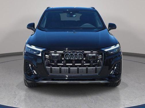 Mythos Black Metallic 2026 Audi Q7 55 Premium Plus