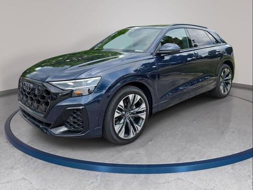 Waitomo Blue Metallic 2026 Audi Q8 55 Premium Plus