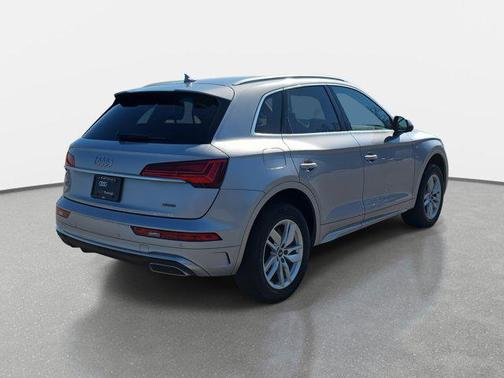 2022 Audi Q5 45 S line Premium